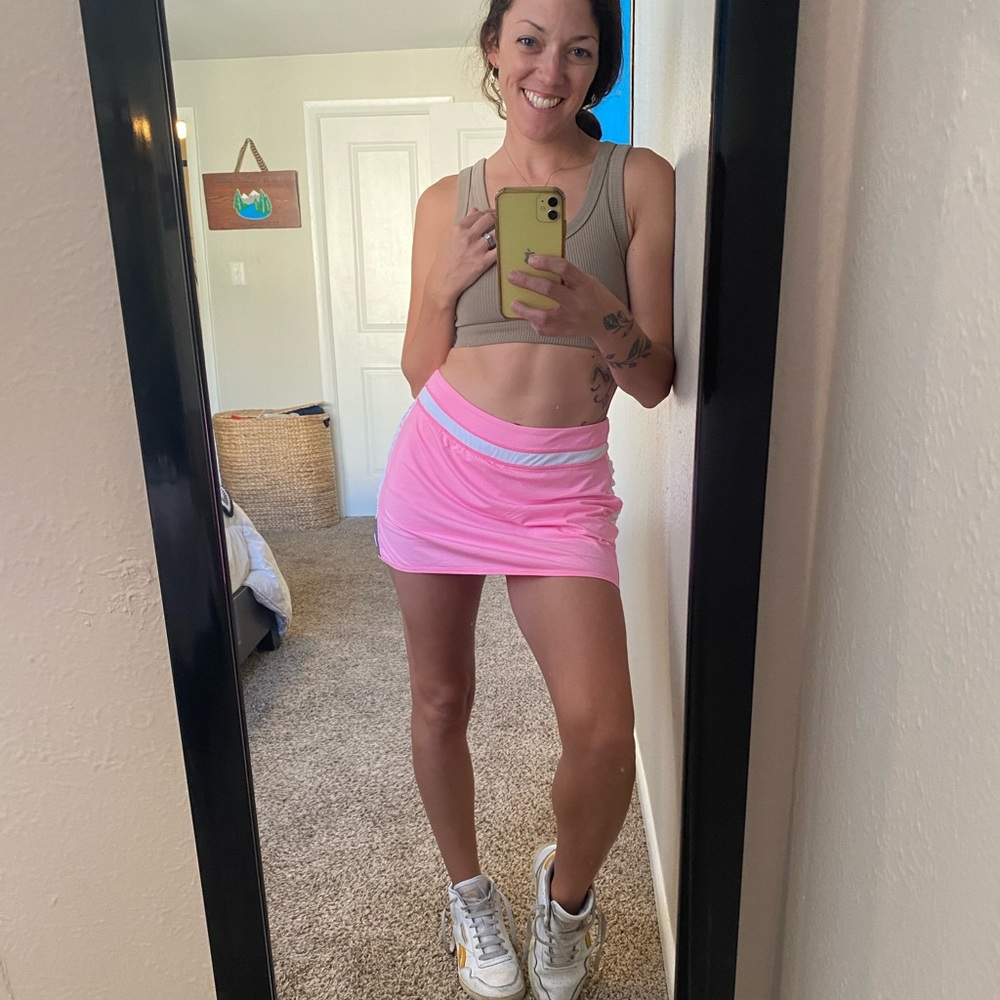 Super cute tennis skort! only wore this item once years ago.
